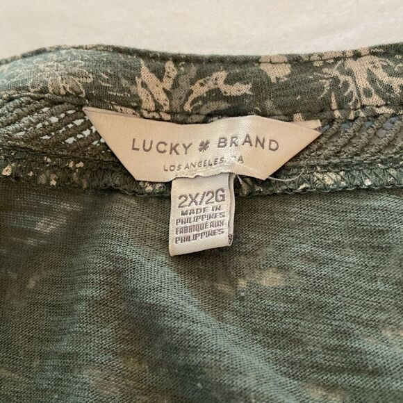 Lucky Brand NWOT Green Floral Patterned Tunic Top 2X - Picture 6 of 7
